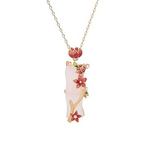 Collier en bambou blanc exquis, un bijou de créateur aux finitions haut de gamme