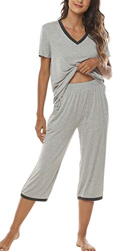 Image of JINSHI Women's Pajamas Set Short Sleeve Top and Capri Pants Lightweight Sleepwear Comfy Pjs Lounge Set with Pockets