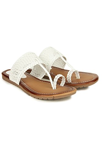 Shoetopia Women’s Kolhapuri Flats – Handwoven Bunai Sandals with Toe Loop | Ethnic Slip-On Chappals for Casual & Festive
