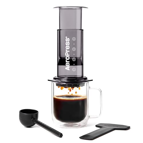 AeroPress Prensa de Café Clear Black – Método 3 en 1 que combina prensa francesa, espresso y café de cuerpo completo sin posos ni amargor, pequeña cafetera portátil para camping y viajes, color negro