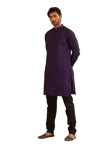 Sojanya (Since 1958 Men'S Silk Blend Kurta & Black Churidar Pyjama Set