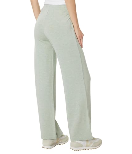 TravisMathew Women's Connecting Flight2