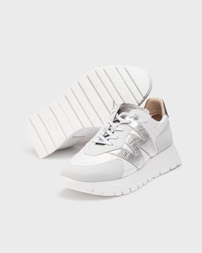 Women's White Oslo Sneakers4