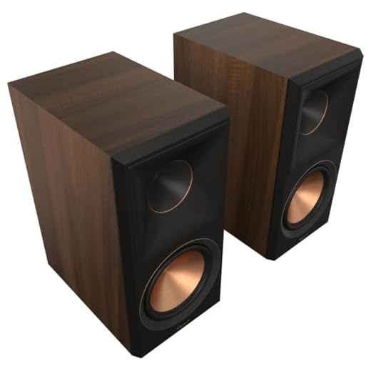 klipsch Reference Premiere RP-600M II Bücherregal-Lautsprecher, 1 Paar mit größerem 90° x 90° Hybrid-Tractrix-Horn, 16,5 cm Cerametallic-Tieftöner für dynamischen Heimkino-Sound, Walnuss