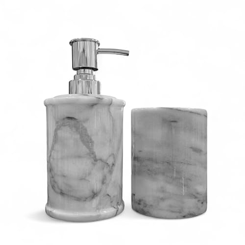 Accessoires de salle de bain en marbre blanc de Carrare chic