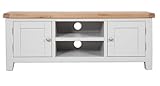 Bois de chêne massif avec placage chêne et intérieur en pin massif où chaque pièce est fabriquée à partir de bois véritable et totalement individuelle à l'autre. Conçu pour durer toute une vie. Peint dans un gris Freh contemporain pour s'adapter à la plupart des intérieurs.