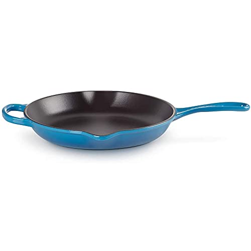 Le-Creuset-9-Signature-Skillet