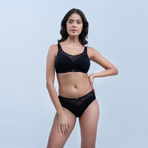 Image of SOIE Women's Full Coverage Padded Bra and Mid Rise Brief with Lace Detailing