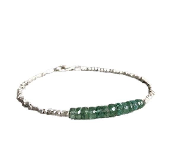 Bracelet en kyanite verte de 7 pouces à offrir avec son fermoir argenté