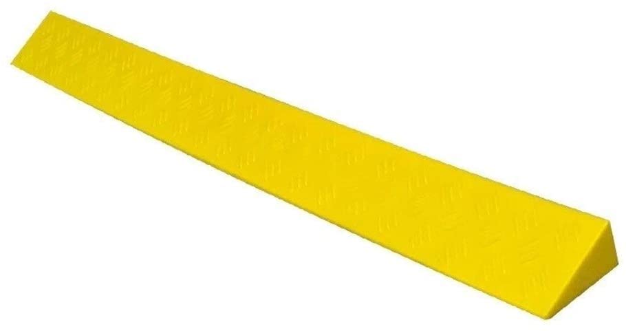 Rampes de trottoir multifonctions pour franchir les marches sans abîmer les roues