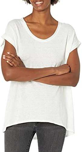 Lyssé Women's Size Plus Classic Tee