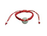 Dans la Kabbale, un bracelet rouge est traditionnellement porté sur le poignet gauche pour protéger contre et éloigner le malheur causé par le mauvais œil ou des personnes qui ont l'intention de vous blesser. C'est un puissant talisman spirituel et un bracelet porte-bonheur populaire qui protège et apporte également de la chance à son porteur.