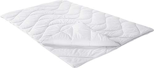 Erwin Müller Vier-Jahreszeiten-Bett Lech, Faserfüllung, Bettdecke, Ganzjahresdecke weiß, 155x220 cm - optimaler Feuchtigkeitsabtransport, pflegeleicht, in ergonomischer Wellensteppung