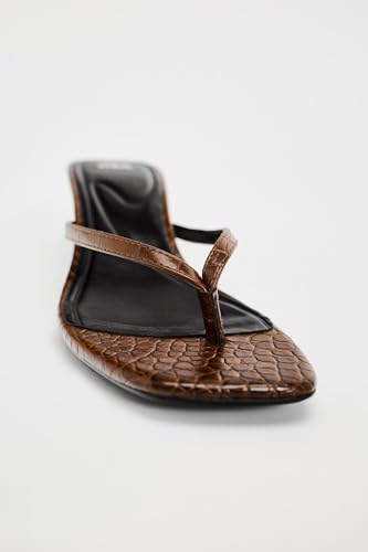 Women's Miami Kitten Heels Sandals Square Open Toe Thong Sandal Flip Flop Heels +Memory Foam Heeled Sandals for Women3