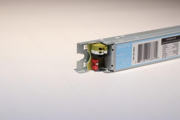 Advance LED Driver, 32W, 600-650mA Constant Current, 28-48V Output, Electronic, Model CI032C065V048CDX1