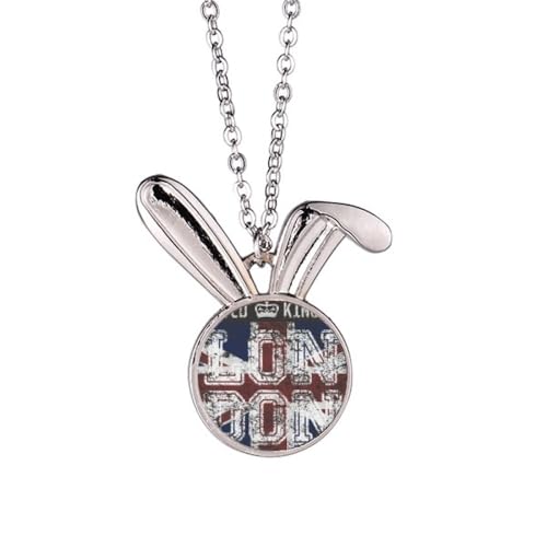 Collier lapin Union Jack aux finitions soignées et émail grand feu durable