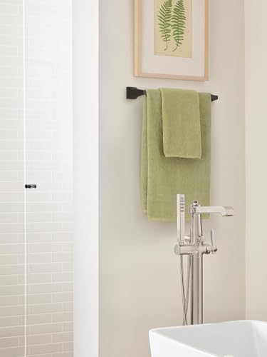 Image of Amerock Mulholland 18 inch Oil-Rubbed Bronze Towel Bar | Decorative bathroom hardware in durable Zinc /Stainless Steel construction; mounting hardware included for easy installation