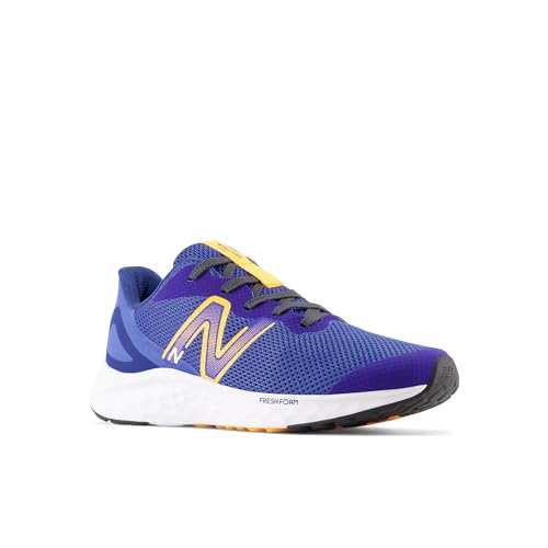 New Balance Women's 620 Cross-Training Shoes - Main Image