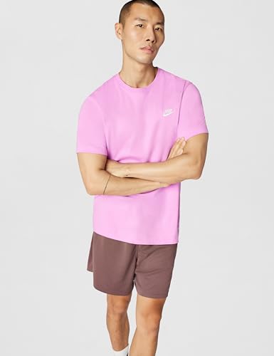 Image of Nike Men's Sportswear Club T-Shirt