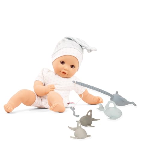 Götz 2516573 Cosy Aquini Badepuppe Angel Den Fisch Geschenkbox – 33 cm große Babypuppe mit braunen Augen, ohne Haare und Weichkörper Puppe – Weichkörperpuppe in 6 teiligen Set