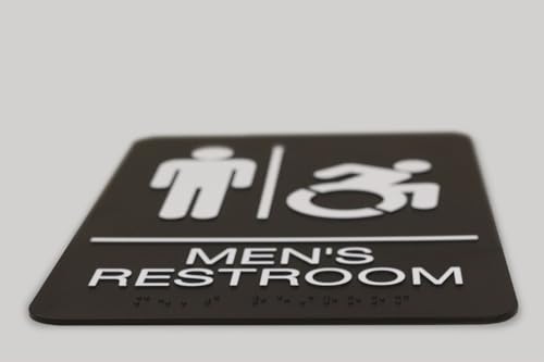 Panneau WC hommes braille pour mise aux normes accessibilité - 4