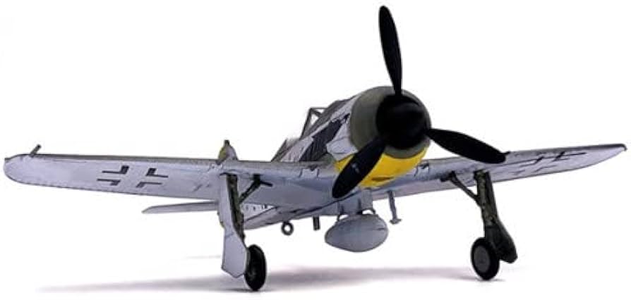 Amazon.co.jp: FLOZ 1/72 完成品 ドイツ WWII German FW-190 Fighter