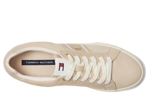 Tommy Hilfiger Women's Badria2 Sneaker3