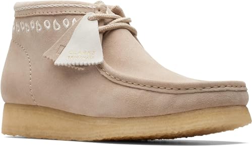 Image of Clarks Womens Wallabee Suede Fringe Lace Up Flats