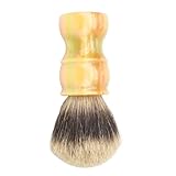 SYNTHÉTIQUE DOUX : Fabriqué en synthétique fin qui sèche rapidement et est facile à nettoyer, ce blaireau offre une sensation douce et confortable contre votre peau à chaque séance de rasage.