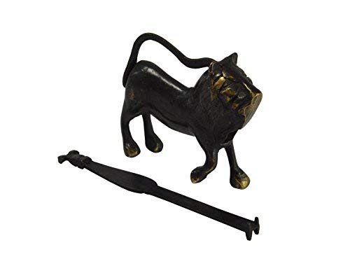 Cadenas lion noir : rehaussez l'ambiance de votre salon