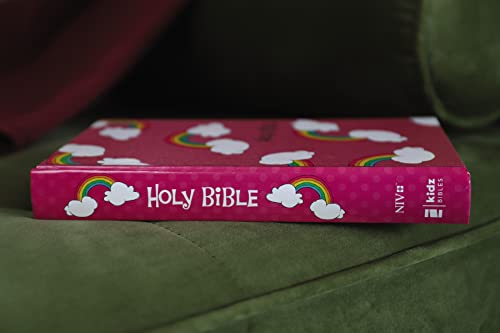 NIV, God's Rainbow Holy Bible, Hardcover, Comfort Print: 100 Devotions for Girls: New International Version, God's Rainbow