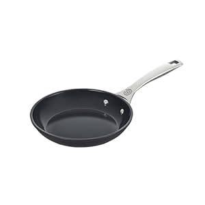Le Creuset Essential Non-stick Ceramic Shallow Frying Pan, 8 “