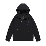 La technologie protège efficacement contre les rafales froides et assure un confort optimal lors des activités de plein air