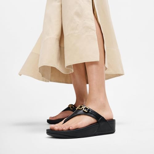 Image of FitFlop Women's Lulu Square-Chain Leather Toe-Post Sandals