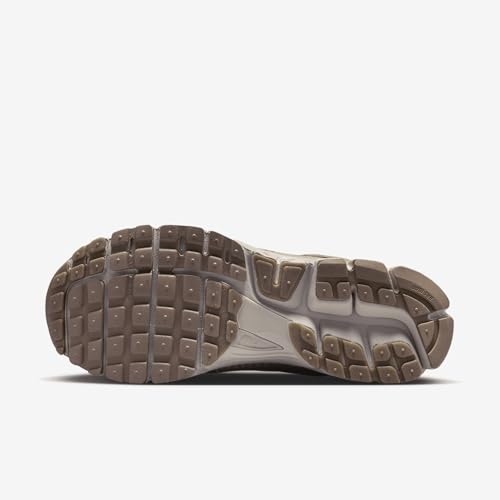 Image of Nike Zoom Vomero 5 Men's Shoe