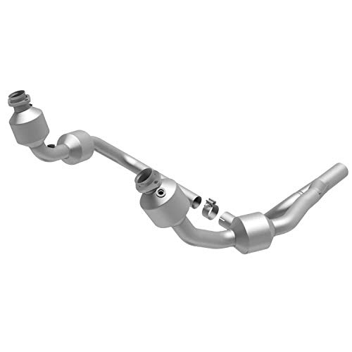 MagnaFlow Direct-Fit Catalytic Converter OEM Grade Federal/EPA Compliant 49689 - Stainless Steel 2.5in Main Piping, 37in Overall Length, Pre-and-Post Converter O2 Sensor - OEM Wrangler Replacement