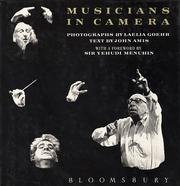 Hardcover Musicians in Camera: Private View of World's Greatest Composers Conductors and Performers Book