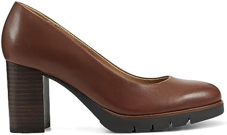 Easy Spirit Women's McKay Pump, Medium Brown Leather, 8.5 Wide | Image 3