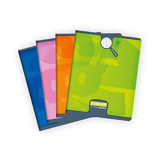 Calligraphe 108708C Un Cahier Agrafé (une Marque de Clairefontaine) - 17x22 cm - 32 Pages Grands Carreaux - Papier Blanc 90 g - Couverture Carte Recyclée Pelliculée - Couleur Aléatoire