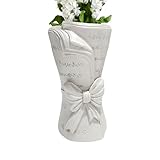Conception compacte : ce vase à fleurs en forme de livre présente un facteur de forme compact qui s'adapte parfaitement aux petits espaces, offrant une façon élégante de décorer sans occuper un espace précieux, parfait pour les zones limitées telles que les postes de travail, les tables de nuit ou les espaces de vie où la fonctionnalité rencontre la beauté