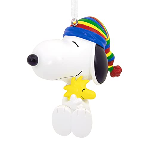 Hallmark 25574064 - Adorno de Navidad con diseño de Snoopy de Peanuts (7 x 3,2 x 6,8 cm), Multicolor Cover