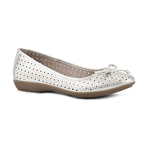 Image of CLIFFS BY WHITE MOUNTAIN Women's Cheryl Cushioned Ballet Flat