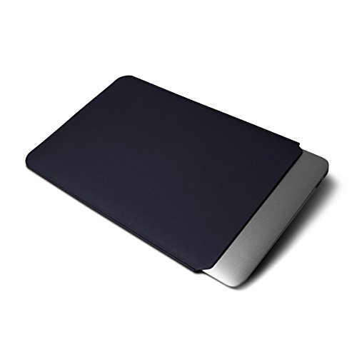 Preisvergleich Produktbild Lucrin - Schutzhülle für MacBook Air 11 Zoll - Marineblau - Glattleder