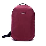 SUL RETRO IMBOTTITO E CON RETE ANTISUDORE DUE TASCA CHIUSE CON ZIP. AI LATI DELLO ZAINO DUE TASCHE. SPALLACCI ERGONOMICI ED IMBOTTITI.