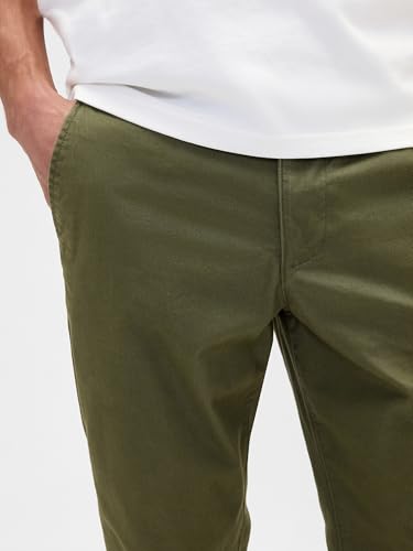 Image of Gap Men's Essential Slim Fit Chino Pants