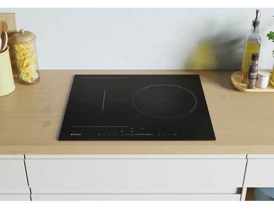 CANDY - Plaque Induction Connectée - 3 Zones de Cuisson, 1 Flexible, Booster Max 3500W, Commandes Groupées, Réglage Tactile, Fonction Pause, 7400 W, Installation à Fleur, Bords Droits - 59 x 52 x 6 cm