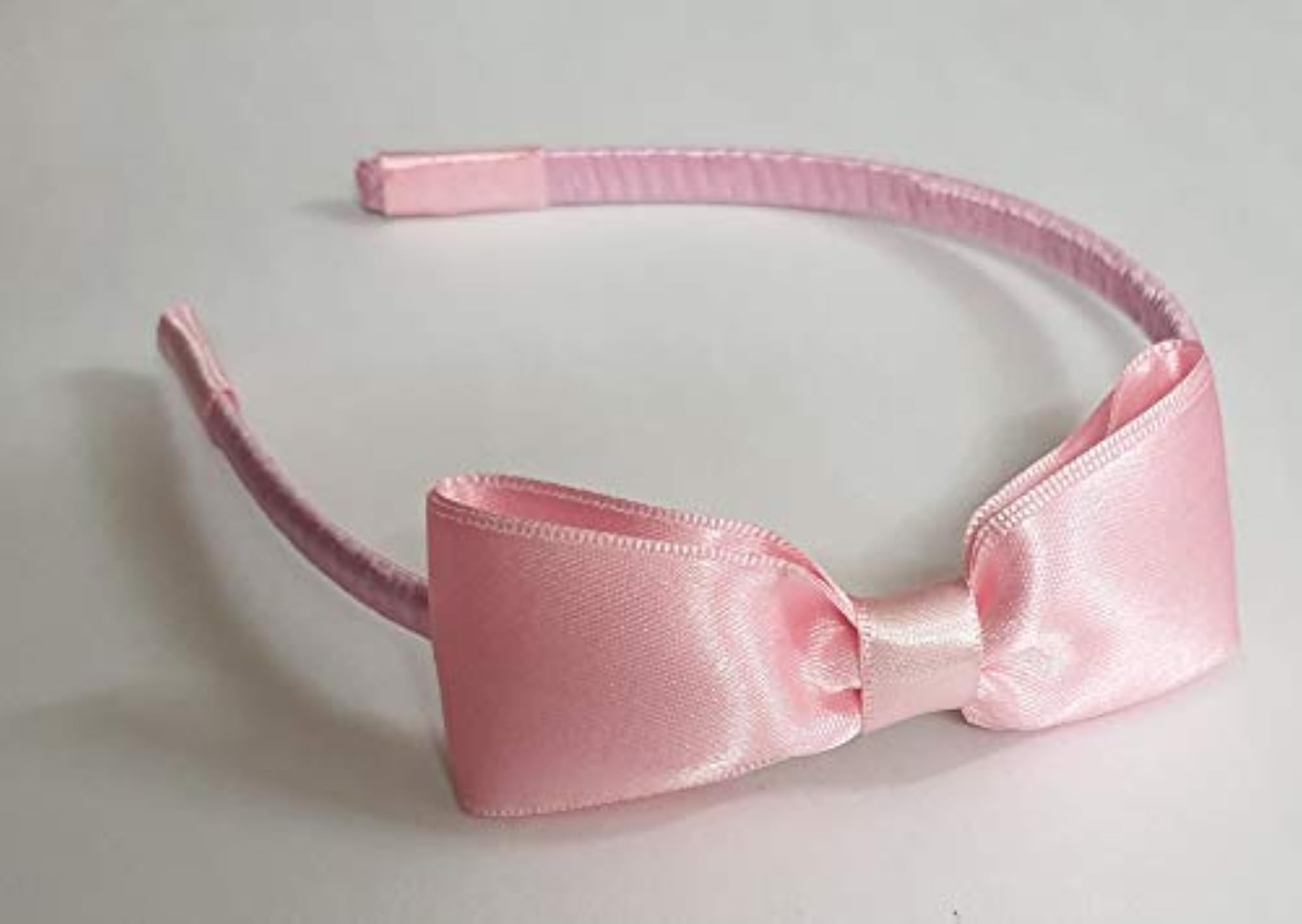 Pink Colour Bow Hairband, Cute Accessory for Girls