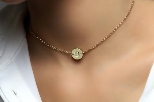 Collier de lettres unique gravé avec initiale et pendentif nom fleuri - 2