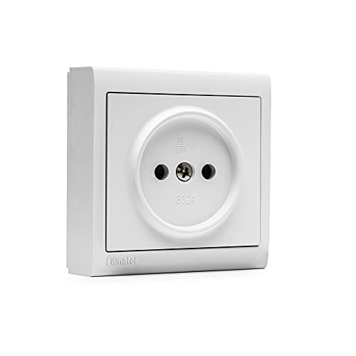 FAMATEL – Base Sin TT | Superficie | 16A | 250V | 65 x 65 mm | Serie Living 8000