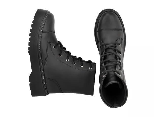 Bota Blogueira Coturno Feminina Retta Tendência Preto em promoção! Veja a oferta e mais achadinhos de Botas 4 Hoje é o melhor dia para comprar Bota Blogueira Coturno Feminina Retta Tendência Preto com aquele preço maroto! Promoção! Aproveite a oferta! 4